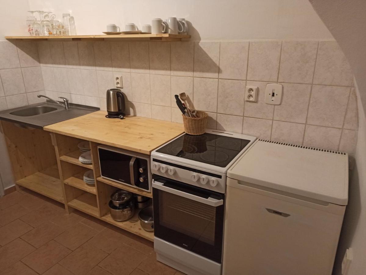 Apartmany Ziakova - Ubytovani Nove Hrady 111 Luaran gambar