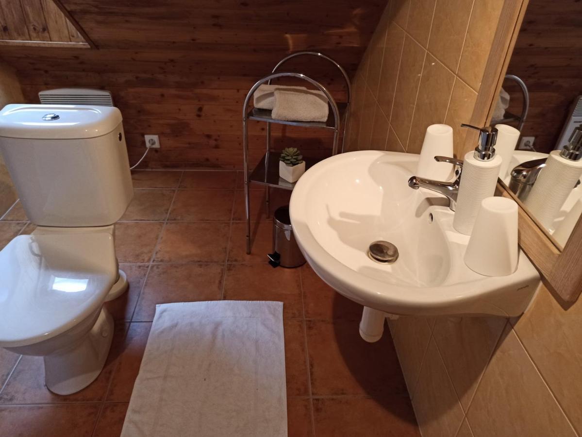 Apartmany Ziakova - Ubytovani Nove Hrady 111 Luaran gambar