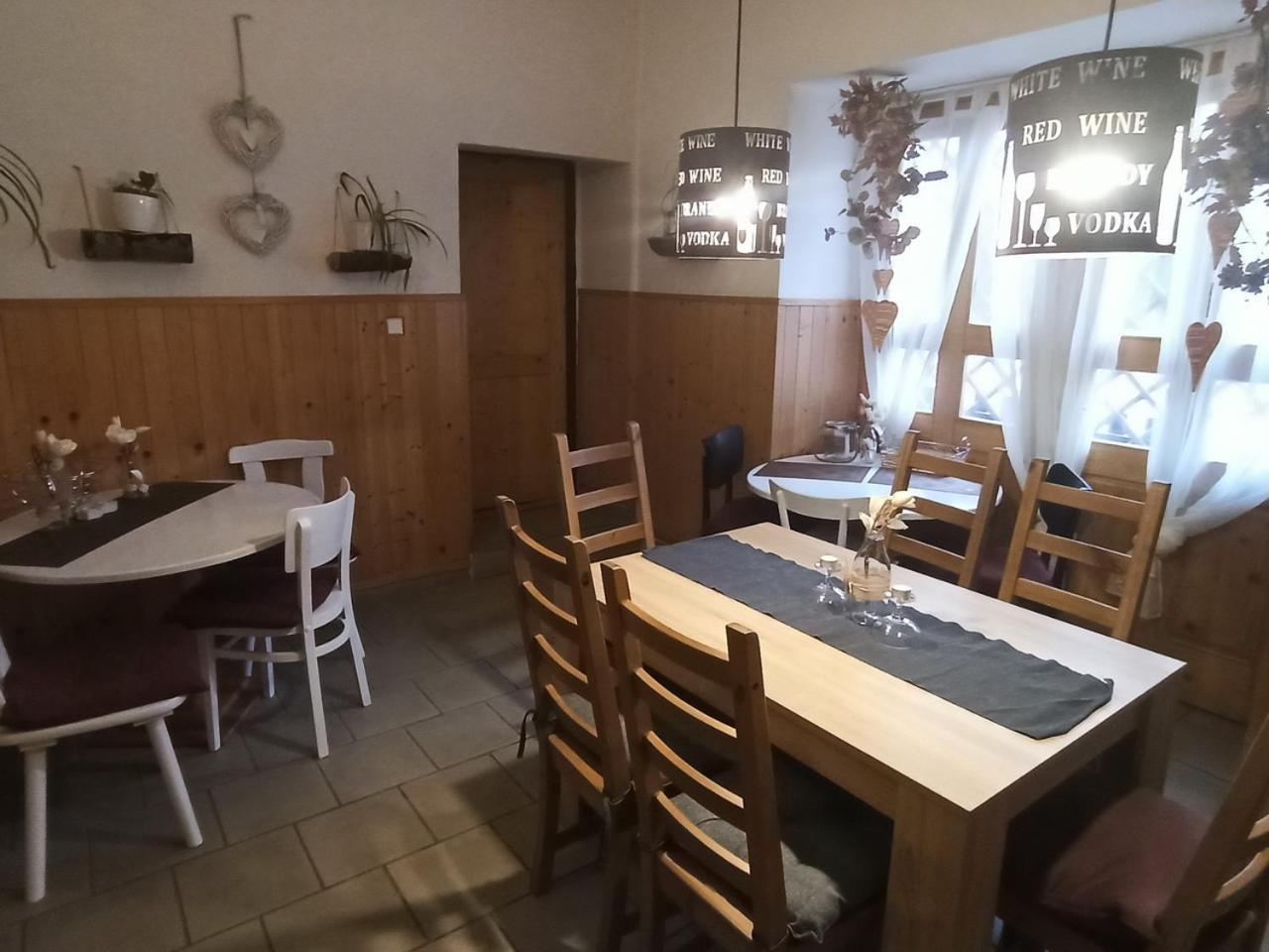 Apartmany Ziakova - Ubytovani Nove Hrady 111 Luaran gambar